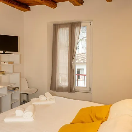 아파트 Dimora Del Borgo 로베레